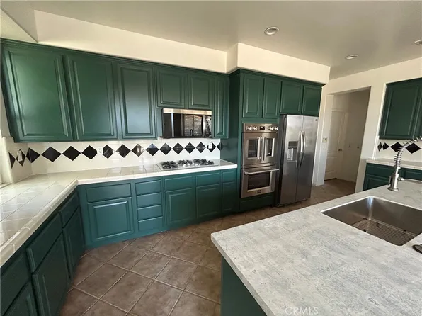 691 Asia Ct, Simi Valley, CA 93065