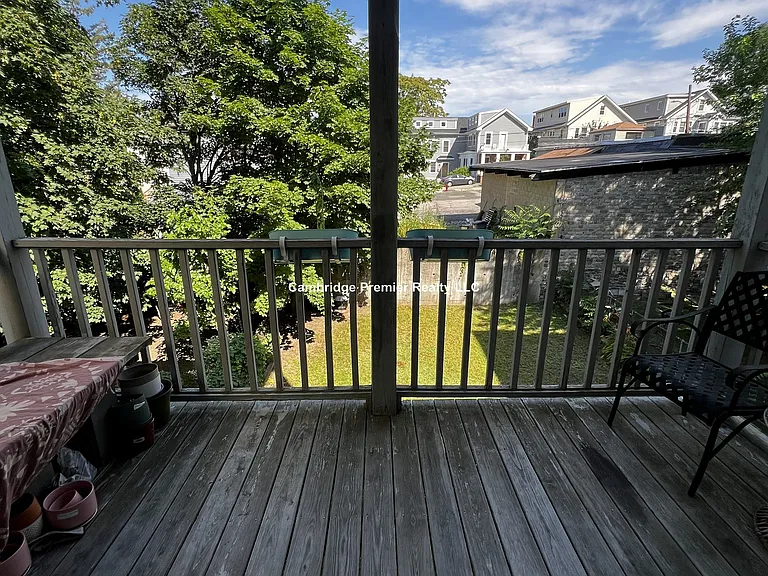 81 Newbury St — Photo 20
