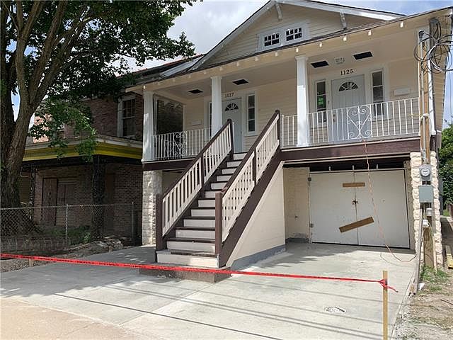 1st image of 1125 L B Landry Ave