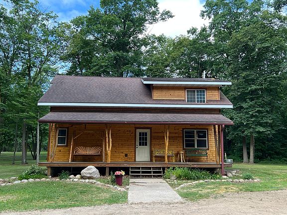 3rd image of 24148 Williams Rd