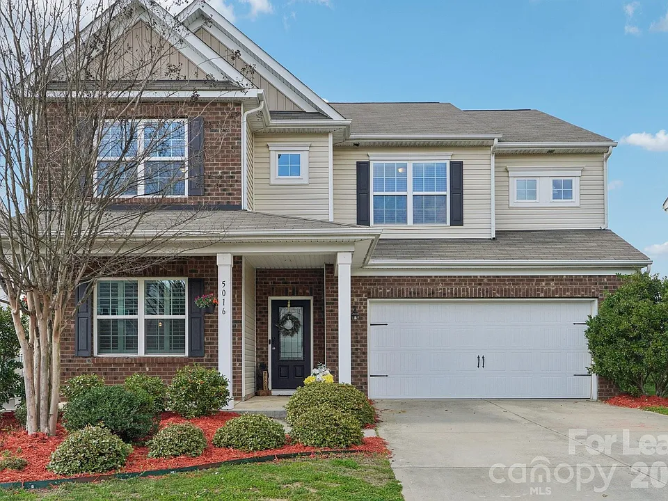 5016 Riverdale Dr