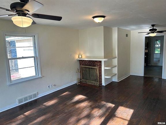 2nd image of 900 S Johnson Ave