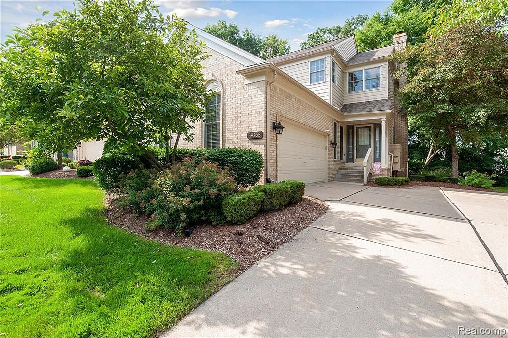 39568 Dun Rovin Dr, Northville, MI 48168 MLS 20230045947 Zillow