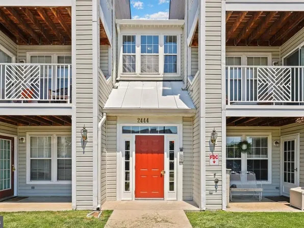 2444 Blue Spring Ct Unit 303, Odenton, MD 21113
