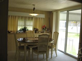 717 52nd Ave W, Bradenton, FL 34207