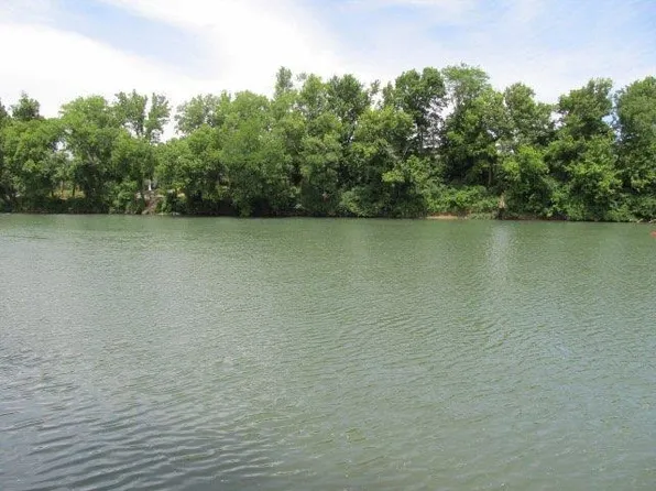 Loberg Dr, Hardy, AR 72542