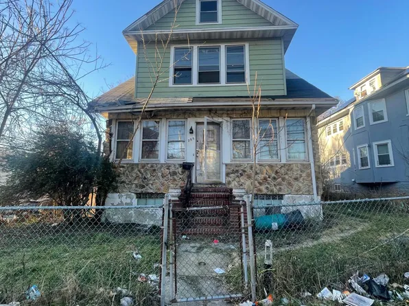 295 Vanderbilt Ave, Staten Island, NY 10304
