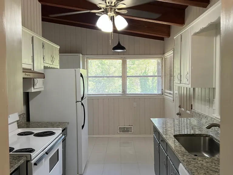 3311 Rabun Dr SW — Photo 12