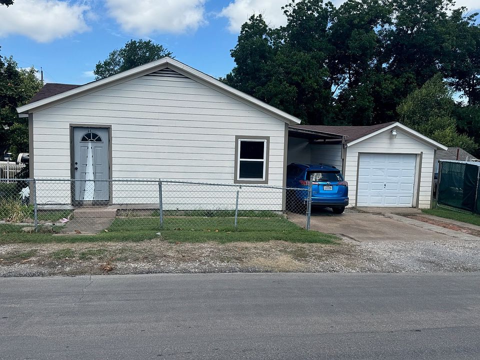 2nd image of 3403 Dawes Dr