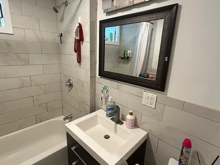 11 Harold St — Photo 9