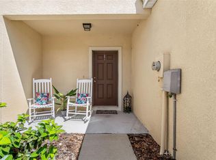 9977 Hound Chase Dr, Gibsonton, FL 33534