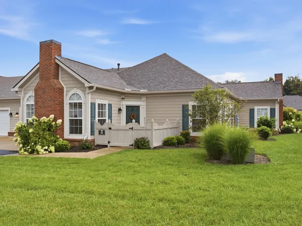 141 Academy Dr, Wilmore, KY 40390