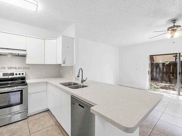 16035 Emerald Cove Rd — Photo 16