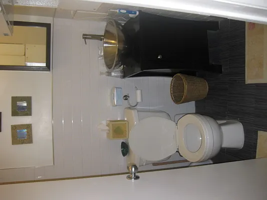 Rented by Skygroup Realty | media 34