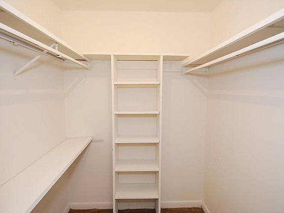 3rd image of 955 Dyer Ave APT 87