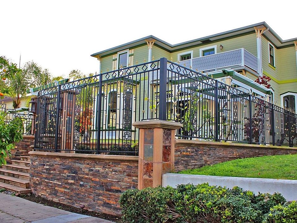 1st image of 3730 8th Ave #3