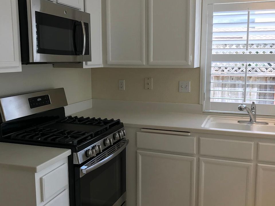 1st image of 10871 Lamentin Ct