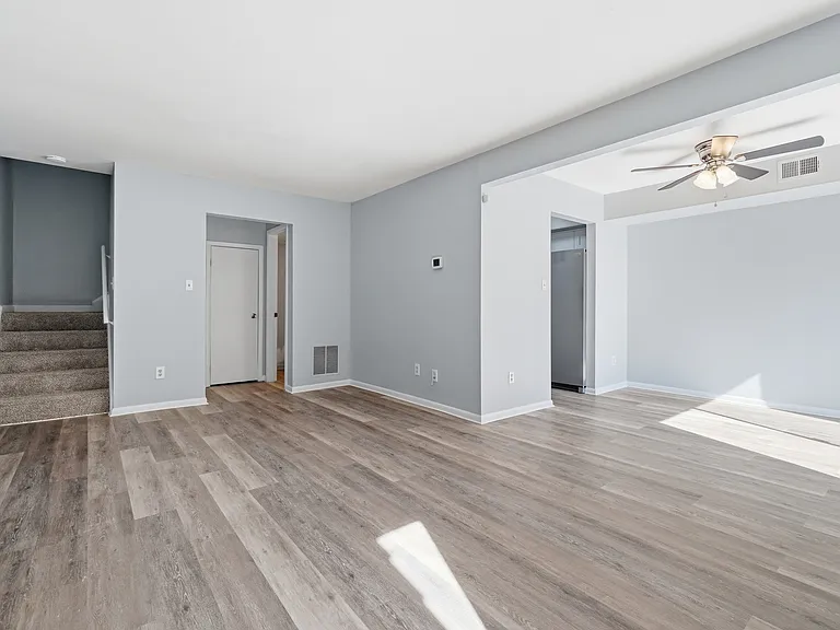 1554 Monterry Pl — Photo 9