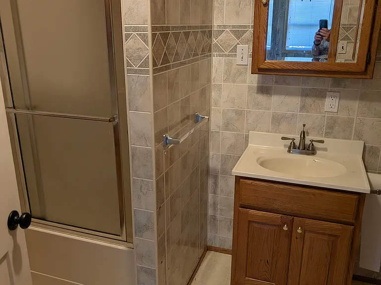 1412 Linn St — Photo 13