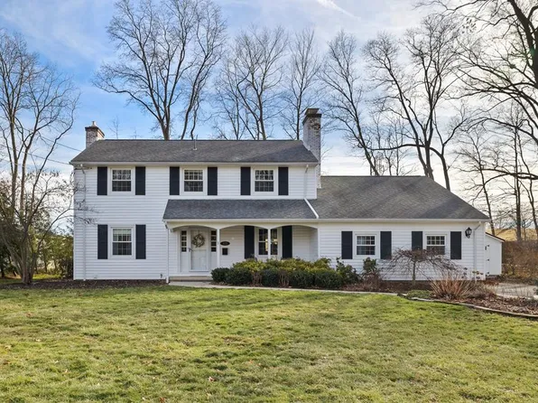 435 S Countryside Dr, Ashland, OH 44805