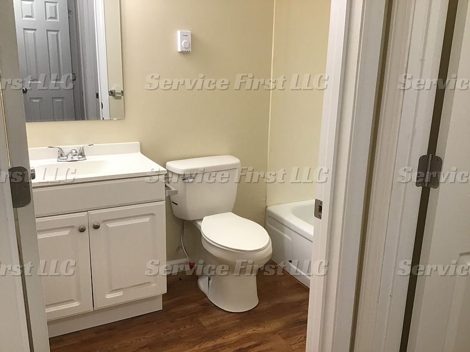 Belmont Homes 410 S Smith St Windsor, MO Zillow