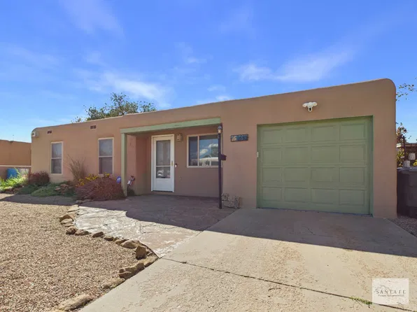 1032 Calle De Suenos, Santa Fe, NM 87507