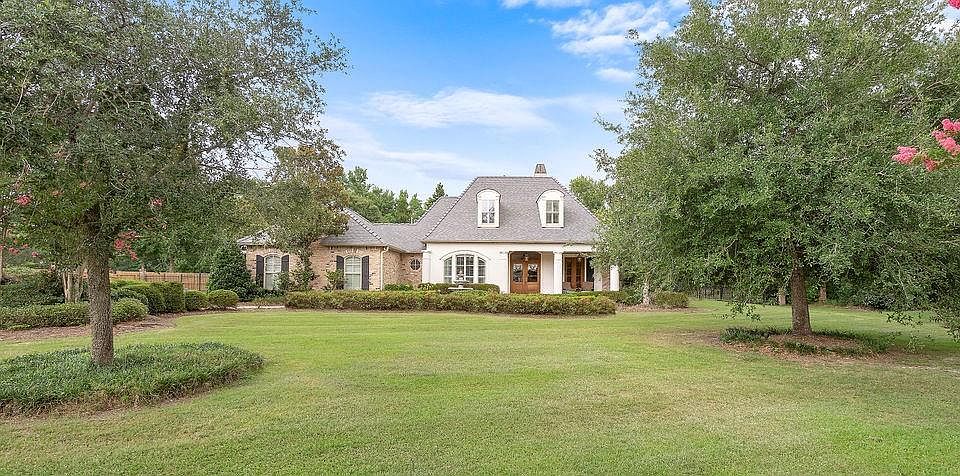 1st image of 131 Tchefuncta South Dr