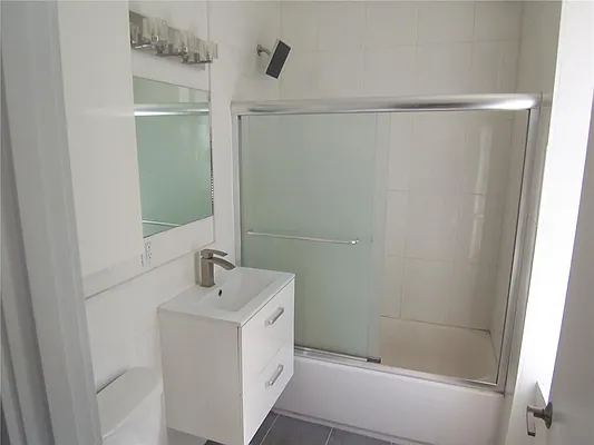 Rented by Maz Group NY | media 18
