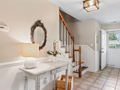 27 Meadow Court, Huntington Station, NY, 11746