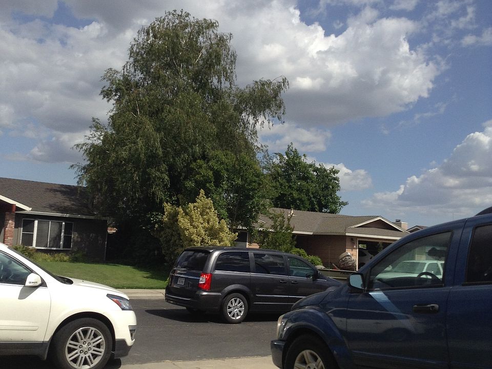 1st image of 1837 Burgundy Dr
