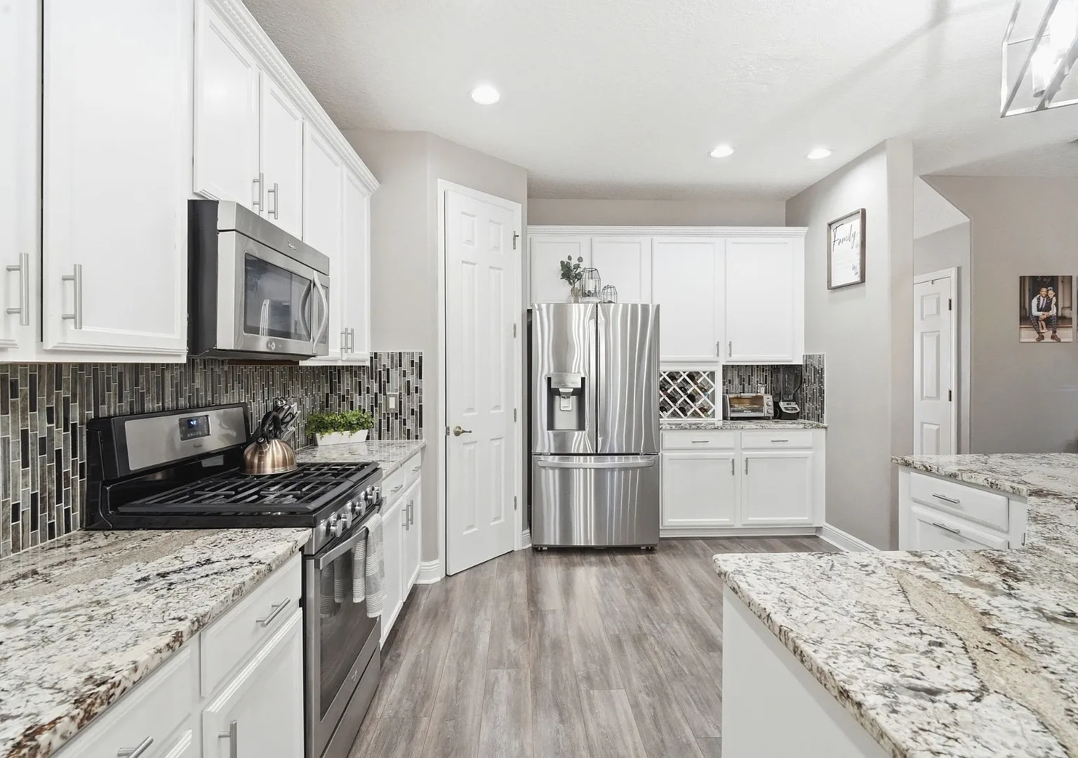 119 Elissar Dr — Photo 4