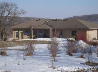2229 Pole Line Rd, Decorah, IA 52101