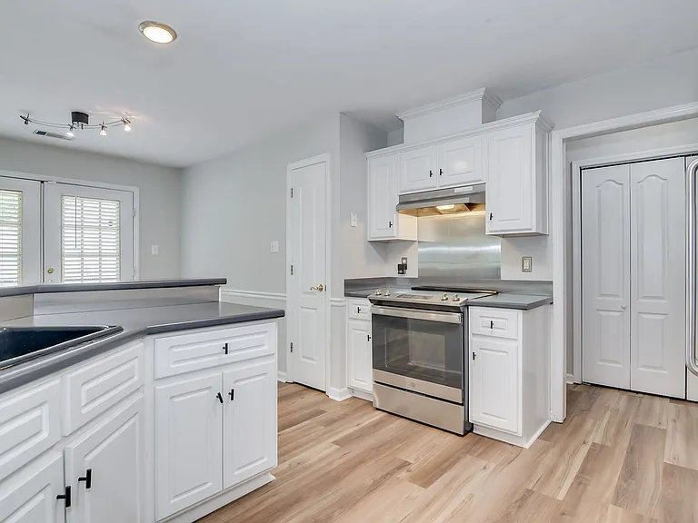 2709 Brickrun Pl — Photo 17