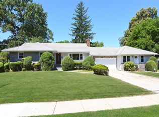 97 Hempstead Ave, Malverne, NY 11565