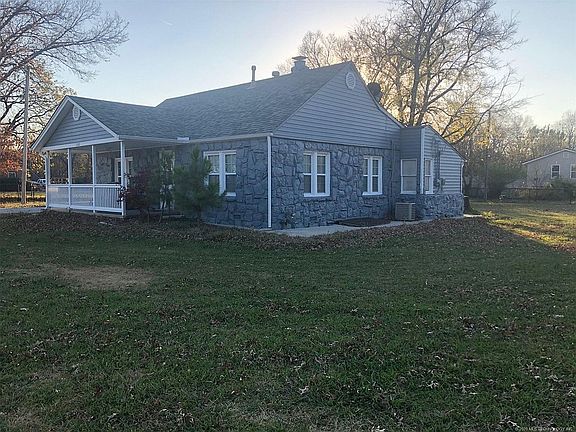 2nd image of 1202 S 93rd East Ave