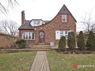 1527 Vine Ave, Park Ridge, IL 60068