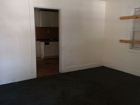 5th image of 3419 16th Ave S