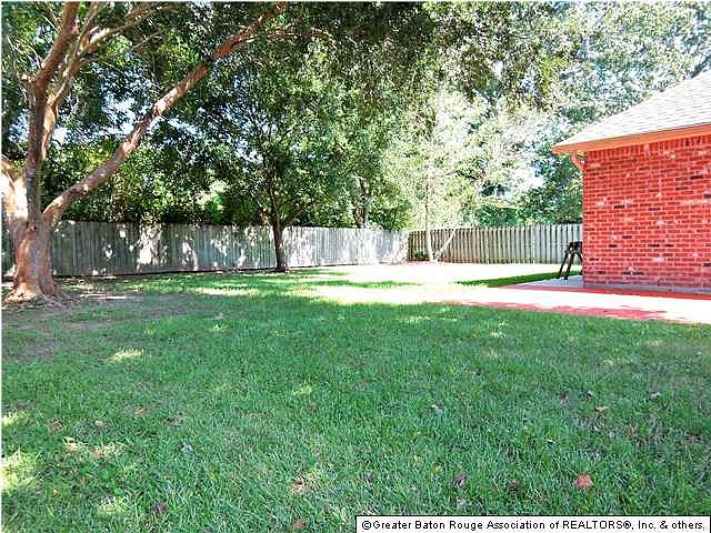 2nd image of 18109 Glen Park Dr