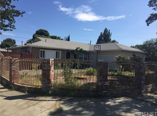 7866 Chastain Ave, Reseda, CA 91335
