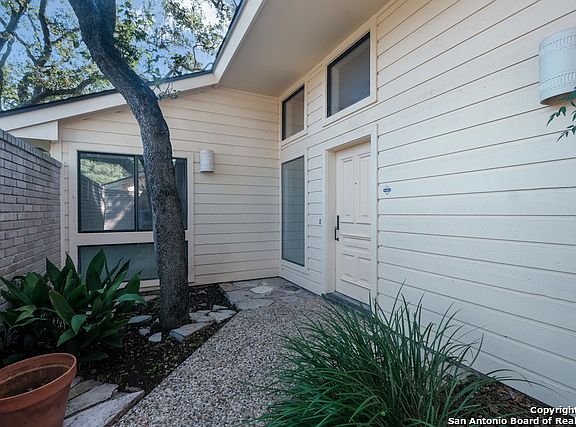 5th image of 3102 Alamo Creek Cir