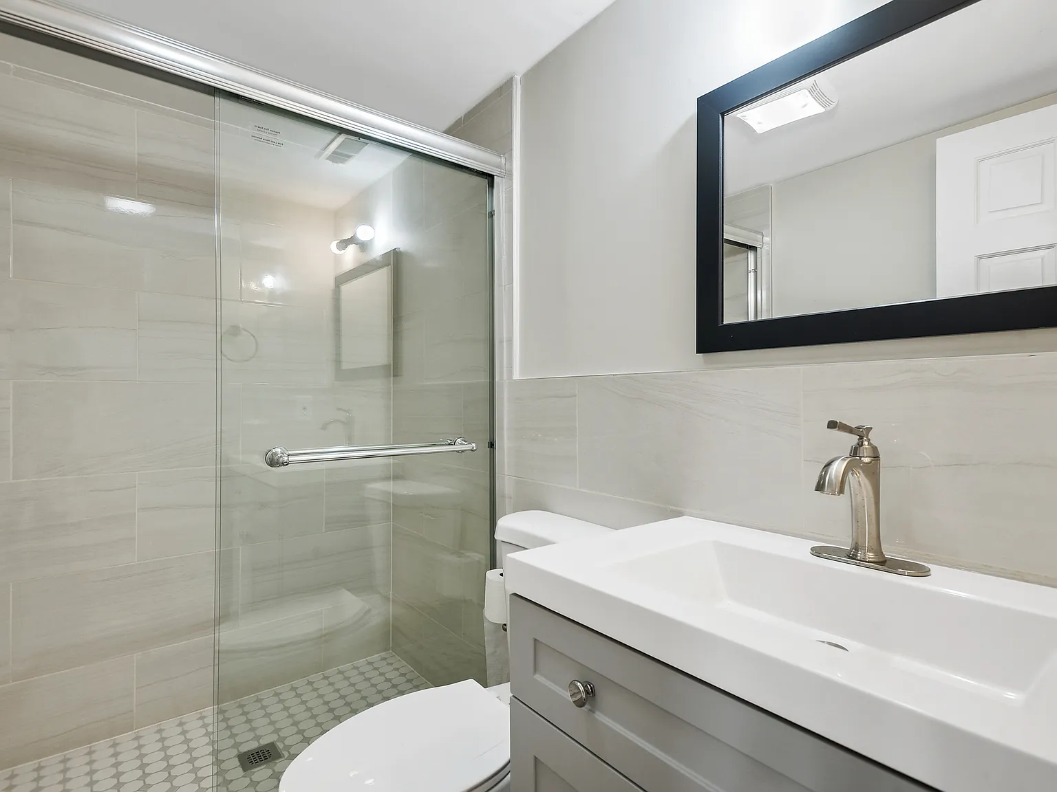 4 bed, $800 — Photo 4