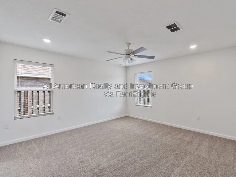 921 Merganser Way — Photo 7