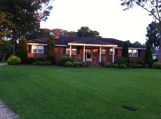 1717 Wildwood Dr, Virginia Beach, VA 23454
