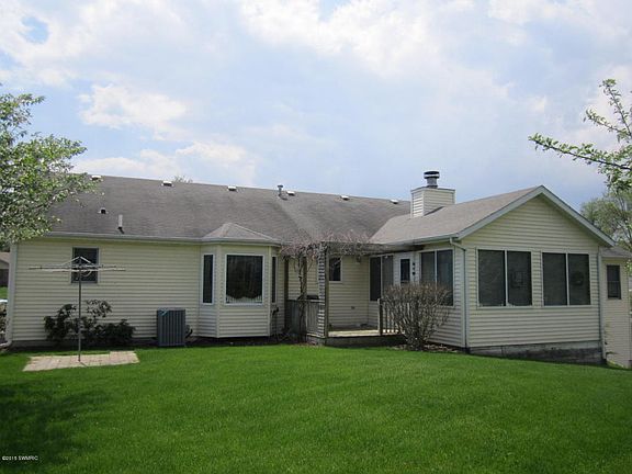 4th image of 3189 Rush Creek Dr SW