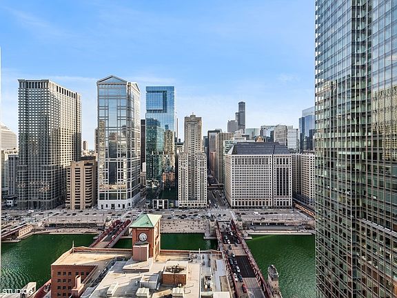2nd image of 345 Lasalle St #3505