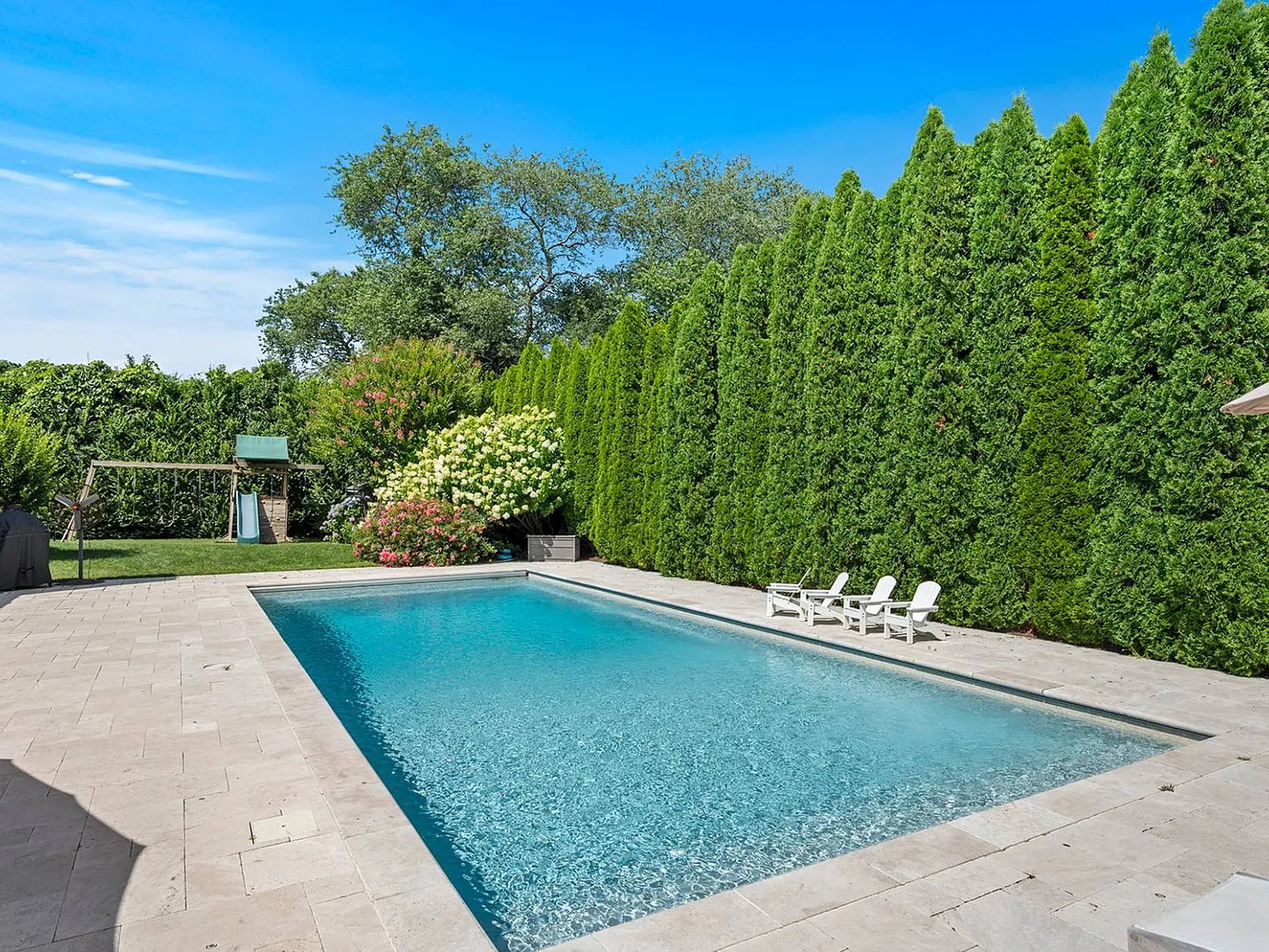 Hamptons Getaway in Bay Point — Photo 4