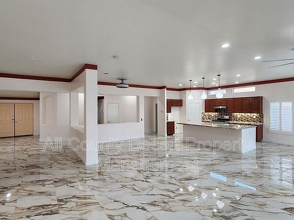 4th image of 47652 Calle Diamante