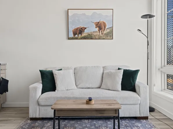 501 N Perth St, Philadelphia, PA