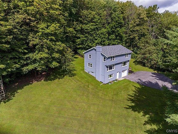 4th image of 2733 W Lake Rd