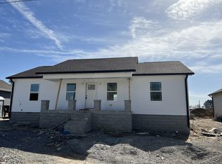 303 W Coffee St, Manchester, TN 37355